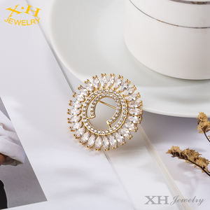 Latest Design Fashion Jewellery 18K Gold Sun Round Circle Shape <span class=keywords><strong>Diamond</strong></span> <span class=keywords><strong>CZ</strong></span> Pin <span class=keywords><strong>Brooch</strong></span>ためWomen Girls Wedding Bridal - Product Image 2