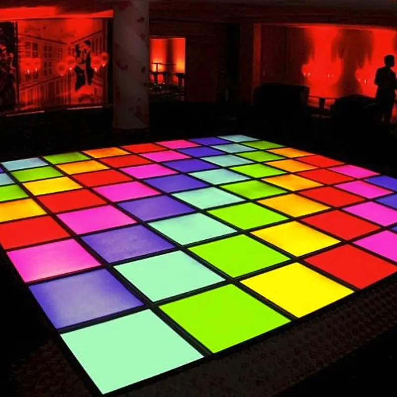 Wiederauf ladbare beleuchtete Bodenplatten Drucke mpfindliche bunte interaktive beleuchtete quadratische LED-RGB-Tanzboden fliesen