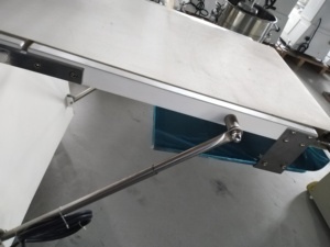 Machine automatique <span class=keywords><strong>de</strong></span> fabrication <span class=keywords><strong>de</strong></span> croissants commerciaux 380V, garantie 1 an, facile à utiliser à bas <span class=keywords><strong>prix</strong></span> - Product Image 4