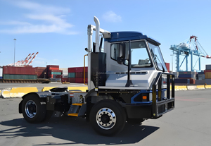 Camión de transporte, camión de transporte de ganado, camión de transporte de caballos, camión de transporte de cabras, camión de transporte de caballos de carga, camión de transporte de mules, camión de transporte de jockey, camión de transporte de ganado. - Product Image 6