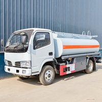 Vente en usine de camion à mazout diesel Prix avec capacité pétrolier 5000L pétrolier en acier au carbone personnalisé à vendre en Chine 4X2