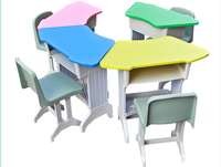 Tables hexagonales et chaises pour salles de classe primaires et secondaires, tables de discussion multi-personnes en classe ouverte, tables en plastique de forme trapézoïdale