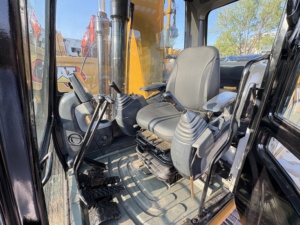 Excavadora Hidráulica de Cadenas CAT320D2 de Segunda Mano a Bajo Precio, 20 Toneladas, Buen Estado, Motor 2024, 1 Año de Garantía MOOG, en Venta - Product Image 6