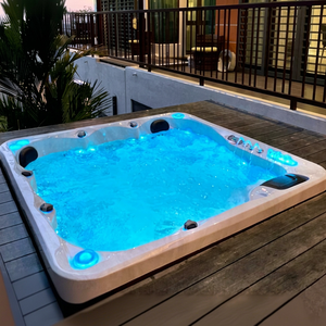 Baignoire de massage portable en PVC pour hôtel, villa, ou projet d'ingénierie, avec 40 jets, spa extérieur et pour les soins de santé - Product Image 1