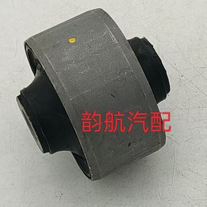 Silentbloc de bras de suspension 545842E000 pour support moteur Hyundai Tucson, pièce de rechange en caoutchouc - Product Image 3