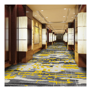 Tapis imprimé en polyester fabriqué à la machine à la vente directe d'usine pour tapis mur à mur de couloir d'hôtel en stock - Product Image 1