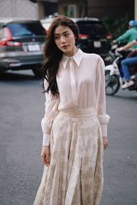 Camisas Elegantes de Lana de Alta Costura para Mujer, Estilo Maxi en Línea A, ODM, Camisas de Algodón y Lino de Alta Calidad, Faldas de Mujer con Cintura Alta Estilo Imperio - Product Image 3