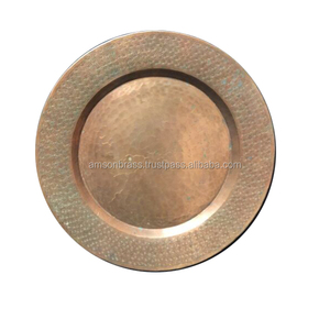 Assiettes de présentation décoratives faites à la main, style classique, finitions cuivre antique, bordure en relief - Product Image 3