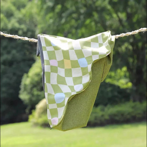 Escaleras para perros y gatos con diseño a cuadros, 17.91in x 13.58in, escalones de espuma antideslizantes para subir a la cama, protección de las articulaciones - Product Image 5