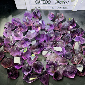 Venta al por mayor Cristales Piedras Cristal de alta calidad Artesanía Amatista natural Forma libre para regalos - Product Image 2