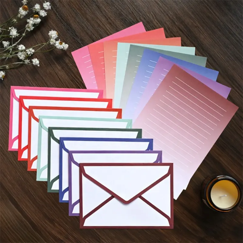 Venta a granel personalizado 4 colores impresión offset sobre y papel de carta conjunto embalaje cartera negocio ordinario logotipo floral carta conjunto