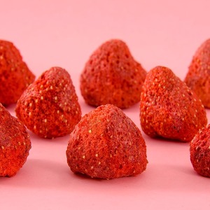 Snack di Fragole Cinesi 120g, Frutta Essiccata Croccante a Fette, Gusto Dolce, Processo di Essiccazione AD, Confezione Sottovuoto - Product Image 1