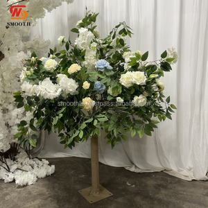 Centro de Mesa Decorativo para Bodas y Eventos Estilo Bosque, con Hierba Artificial, Flores y Árboles - Product Image 5
