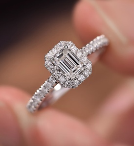 แหวนเพชร CVD รับรองโดย IGI แบบวินเทจหรูหราสั่งทำพิเศษทรงปรินเซสคัท ทอง 14K แหวนแต่งงานสำหรับผู้หญิง - Product Image 4