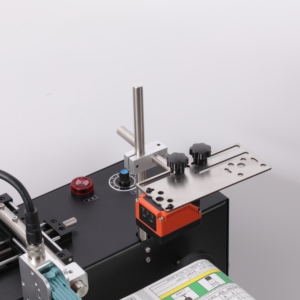 Máquina rebobinadora de impresora de mesa Yaomatec, máquina rebobinadora automática de <span class=keywords><strong>alta</strong></span> velocidad, pequeña máquina rebobinadora de etiquetas de rollo a rollo - Product Image 5