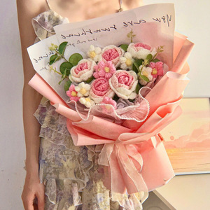 Ramo de Flores Tejidas a Crochet <span class=keywords><strong>para</strong></span> el Día de la Madre, Flores Rosadas Hechas a Mano, Arreglo Floral Eterno Hecho a Mano, Regalo Elegante <span class=keywords><strong>para</strong></span> Mamá - Product Image 4