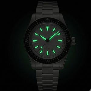 Movimiento automático Miyota 9015, reloj mecánico de acero inoxidable, resistente al agua hasta 200 m, relojes de buceo, fabricantes de logotipos personalizados - Product Image 4