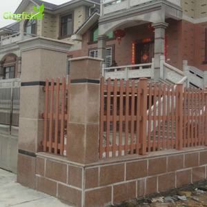 Panneaux de clôture préfabriqués en bois temporaires et bon marché à vendre - Product Image 3