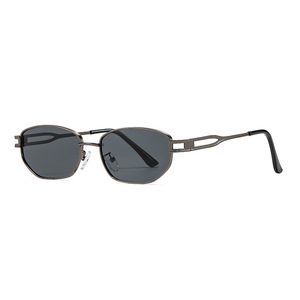 Nouvelles lunettes de soleil œil de chat de style européen et américain, monture métallique, protection UV400, pour femmes, tendance, type 3, noires - Product Image 4