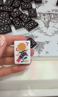 Nouveauté 2026 : Ensemble de tuiles de mahjong américain personnalisées en acrylique à 3 couches Miss Catrina, Motifs Marigolds, Bougies, Tortue Violette