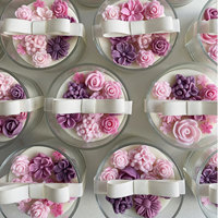 Nouvelle Arrivée Idées Cadeaux Lumière Fleurs Bougies Parfumées OEM Bougies de Luxe Parfumées en Cire de Soja Biologique pour Décoration d'Intérieur Cadeau de Mariage