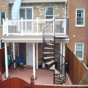 <span class=keywords><strong>Escalier</strong></span> en colimaçon intérieur en métal de conception <span class=keywords><strong>moderne</strong></span> pour bâtiment commercial, rond, en <span class=keywords><strong>bois</strong></span> massif avec garde-corps en verre, construction en fonte - Product Image 4