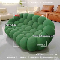 Ensemble de canapés modulaires en tissu courbé, style minimaliste français et italien, compressé et emballé avec rembourrage en éponge pour salon