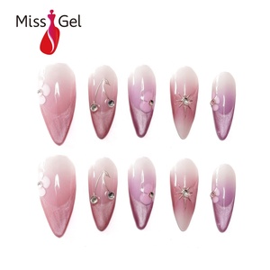 <span class=keywords><strong>Uñas</strong></span> Postizas Color Rosa Ojo de Gato, Brillantes, con Alto Pigmento, Diseño Ojo de Gato, Forma Almendrada Personalizada, <span class=keywords><strong>Uñas</strong></span> <span class=keywords><strong>Bonitas</strong></span> <span class=keywords><strong>y</strong></span> Lindas - Product Image 1