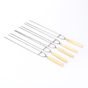 Paquete de 12 Brochetas de Acero Inoxidable para Alitas de Pollo con Doble Punta y Mango de Madera para Asar Carne, <span class=keywords><strong>Camarones</strong></span>, Pollo y Verduras - Product Image 1