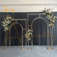 Toile de fond de décoration d'arche de mariage de luxe nouveau Style support de toile de fond d'arche carrée dorée détachable pour les événements de mariage
