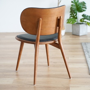 Nordic mobili designer sedia da pranzo moden di lusso <span class=keywords><strong>in</strong></span> <span class=keywords><strong>legno</strong></span> nero schienale da pranzo set da sala bar negozio sedia <span class=keywords><strong>in</strong></span> pelle - Product Image 3