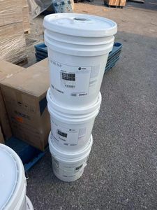 JXY CONTEC VpCIR-368 19L Desengrasante a Base de Aceite, Solución Limpiadora Inhibidora de Óxido, Alta Temperatura 450 ° F, NLGI 2 - Product Image 1