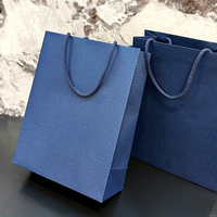 Sacs Cadeaux Haut de Gamme en Papier Doré en Gros, Sacs de Shopping Personnalisables pour Boutiques de Montres et Vêtements avec Logo Disponible