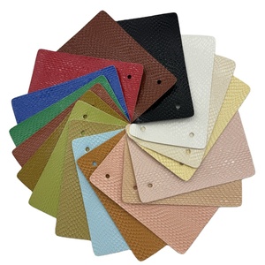 Usine en gros personnalisé brillant sans serpent texture PU faux <span class=keywords><strong>cuir</strong></span> artificiel pour sacs chaussures et autocollants - Product Image 1