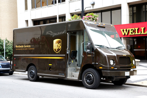 Offre spéciale UPS Red Line : Expédition rapide de petits colis vers les pays européens de la <span class=keywords><strong>Zone</strong></span> 6 et 7, la Malaisie, les États-Unis, le Canada, le Mexique, le Japon - Product Image 5