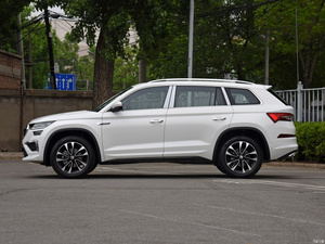 SAIC Skoda <span class=keywords><strong>Kodiaq</strong></span> SUV Facelift TSI380 7 places quatre roues motrices Version phare nouvelle voiture d'occasion de bonne qualité - Product Image 2