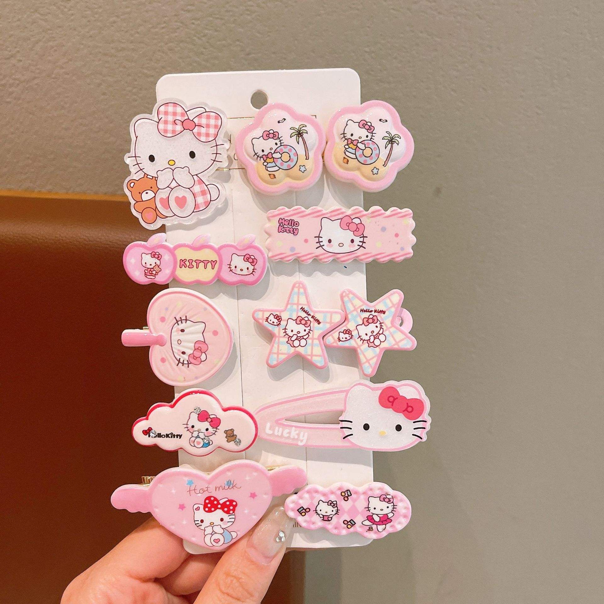 2 Pink Hello Kitty 10 - piece Set