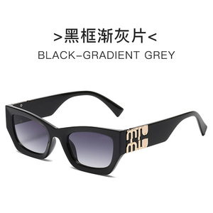 Nuevas <span class=keywords><strong>Gafas</strong></span> de <span class=keywords><strong>Sol</strong></span> de Aro Completo con Diseño de Ojo de Gato y Letra M para Mujer, Estilo Urbano Europeo y Americano de Alta Gama, Protección UV400, Venta al Por Mayor - Product Image 3