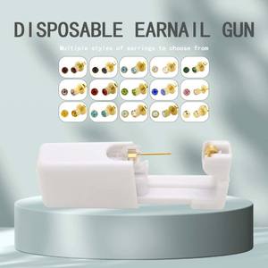 Unidades de pistola de perforación de orejas desechables seguras de fábrica con pasador de perforación libre de alergias para bebés y niños herramienta de perforación segura tatuaje - Product Image 1