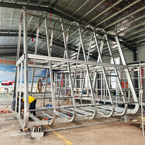 Cabane de camping en plein air à structure triangulaire en acier à double couche, plateforme de loisirs et d'observation forestière, hôtel mobile - Product Image 2