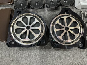 Sistema de Sonido Original Berlin para Mercedes-Benz W213/E300L, Actualización del Amplificador de Altavoces de Baja, Media y Alta Frecuencia - Product Image 3
