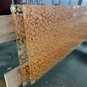 Vidrio de Seguridad de Primera Calidad con Patrón Dorado Atractivo, Vidrio Artístico Prensado por Fusión en Caliente para Paredes Interiores de Edificios Comerciales - Product Image 1