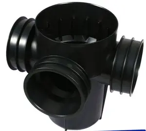 Pozzetto d'Ispezione Moderno in HDPE Nero per Esterni, Sostituto del Tombino per Drenaggio Acqua Piovana - Product Image 1