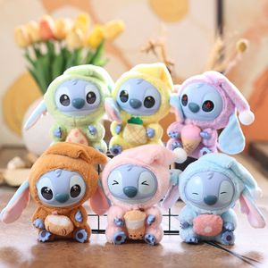 Llavero de peluche Stitch de 15 cm, muñeco de vinilo suave con forma 3D para adorno de bolso - Product Image 1