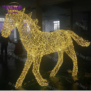 Décoration de Noël LED en forme de cheval 3D pour l'aménagement extérieur et les expositions de fêtes - Product Image 2