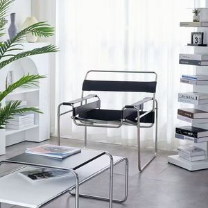 เก้าอี้ดีไซน์ลายเซ็น พร้อมสายหนังวีแกนเนื้อเรียบและแข็งแรง - Product Image 1