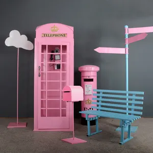 Cabina de teléfono para decoración de interiores y exteriores, accesorio de hierro metálico con diseño de guía londinense, color rosa, modelo M929 OEM