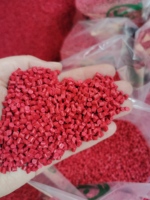 15 tahun produsen masterbatch warna penjualan langsung cetakan injeksi PE PP warna merah masterbatch menyediakan MSDS