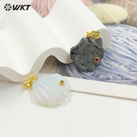 WT-P2097 Pendentifs en coquille de palourde sculptés à la main avec pierres précieuses naturelles et zircon coloré, design charmant, pour bijoux féminins DIY