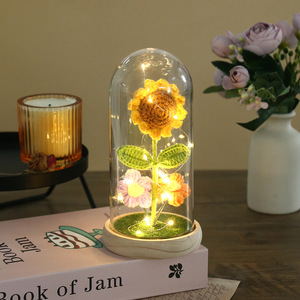 Fleurs artificielles au crochet, tournesols dans un dôme en verre avec LED, pour <span class=keywords><strong>la</strong></span> fête des mères <span class=keywords><strong>et</strong></span> <span class=keywords><strong>la</strong></span> Saint-Valentin, meilleur cadeau, décoration d'intérieur - Product Image 5
